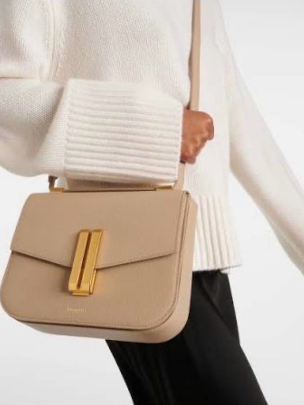 DeMellier Smooth Taupe Leather shoulder or Crossbody, MINT condition